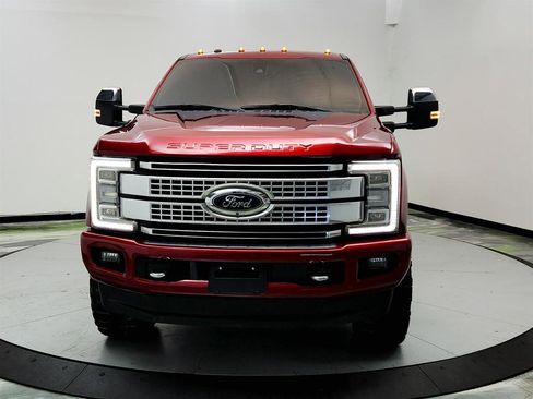 Used 2017 Ford F250 Platinum w/ Platinum Ultimate Package AWD/4WD image 2