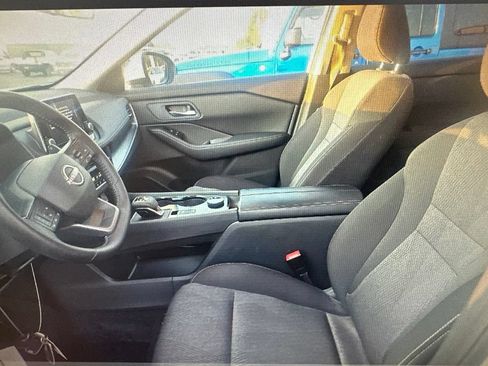 Used 2026 Nissan Rogue SV w/ Cold Weather Package AWD/4WD image 5