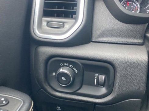 Used 2024 RAM 1500 Laramie image 15