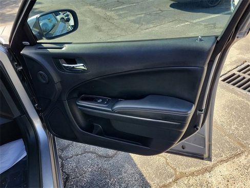 Used 2014 Dodge Charger SXT Plus image 33