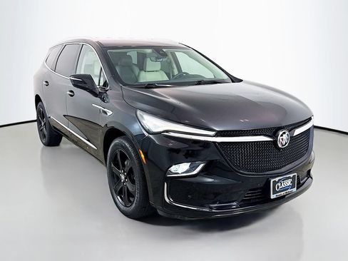 Used 2023 Buick Enclave Essence w/ Sport Touring Edition FWD image 1