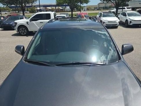Used 2013 Toyota Highlander Plus FWD image 16
