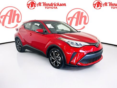 Used 2021 Toyota C-HR XLE image 1