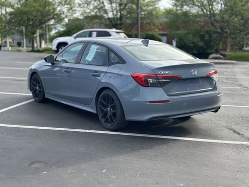 Used 2024 Honda Civic Sport image 8