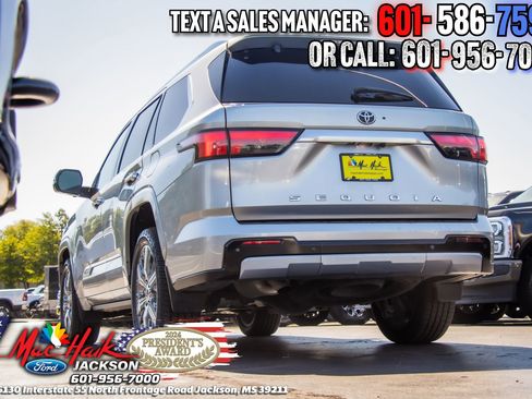 Used 2023 Toyota Sequoia Capstone AWD/4WD image 6