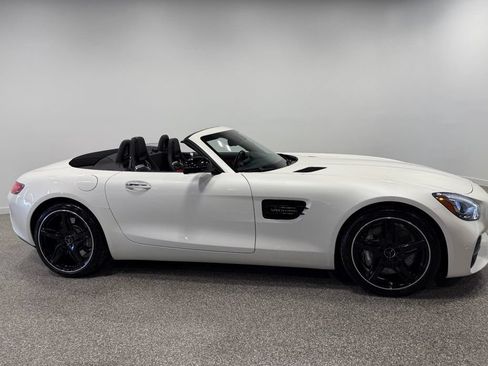 Used 2018 Mercedes-Benz AMG GT Roadster image 36