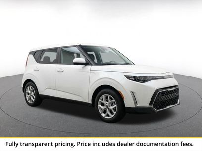 Used 2025 Kia Soul LX w/ LX Technology Package
