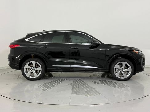 New 2025 Audi Q5 Premium Plus image 8
