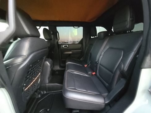 Used 2022 Ford Bronco Badlands AWD/4WD image 8