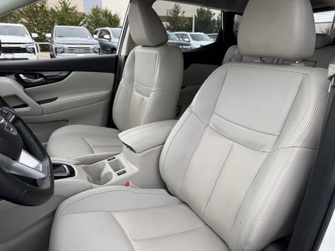 Used 2022 Nissan Rogue Sport SL image 19