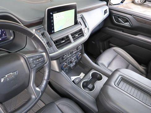 Used 2022 Chevrolet Tahoe Z71 w/ Luxury Package image 34