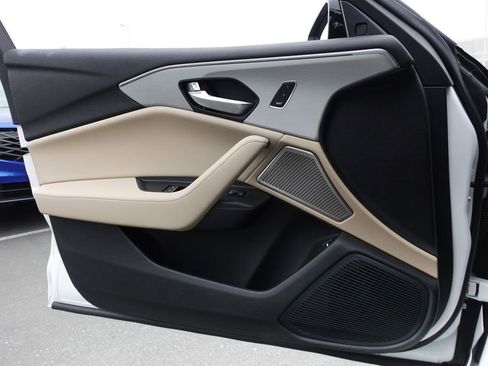 Certified 2025 Acura TLX w/ Technology Package image 22