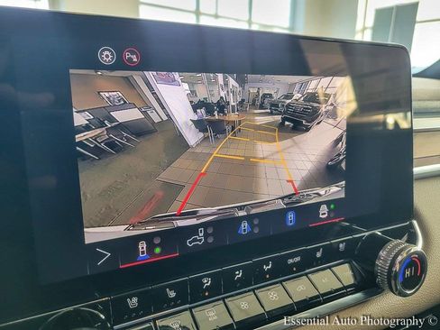 New 2026 GMC Canyon Denali image 16