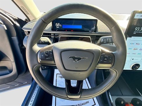 Used 2021 Ford Mustang Mach-E Premium image 12