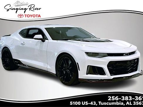 Used 2023 Chevrolet Camaro ZL1 image 1
