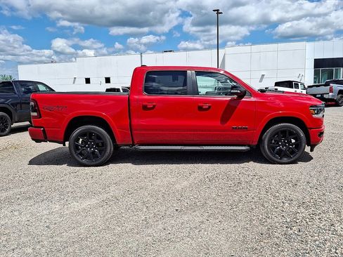 Used 2022 RAM 1500 Laramie AWD/4WD image 10