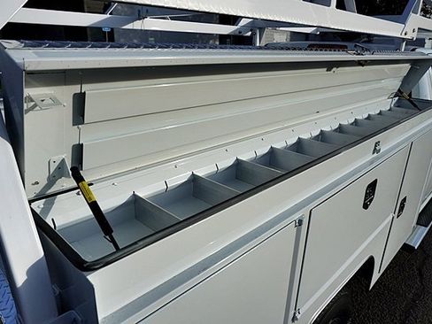 New 2024 RAM 2500 Tradesman w/ Chrome Appearance Group image 15