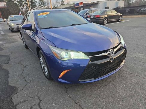 Used 2016 Toyota Camry SE image 26