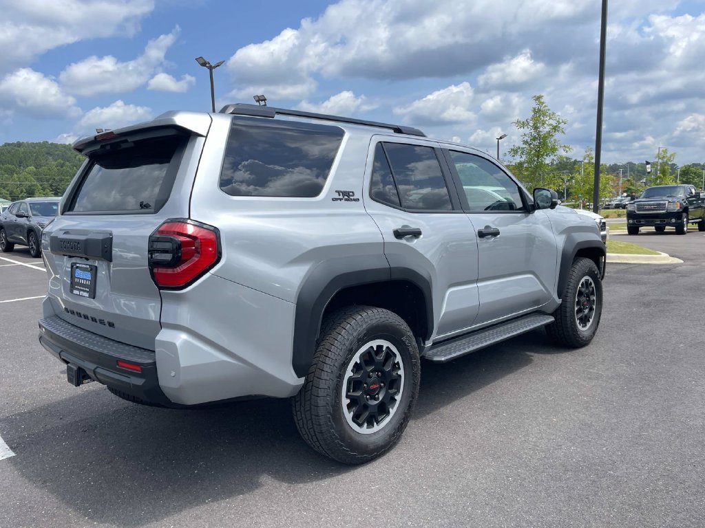 Certified 2025 Toyota 4Runner TRD Off-Road Premium w/ Tow Technology Package AWD/4WD image 3