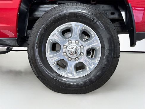 Used 2026 RAM 2500 Big Horn AWD/4WD image 34