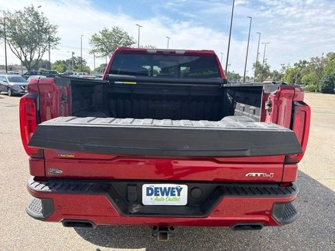 Used 2022 GMC Sierra 1500 AT4 w/ AT4 Premium Package AWD/4WD image 17