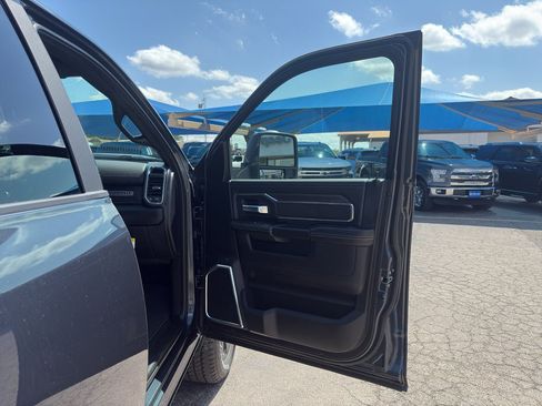 New 2026 RAM 2500 Laramie w/ Night Edition AWD/4WD image 14