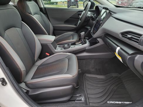 Used 2024 Subaru Crosstrek 2.5i Limited AWD/4WD image 9