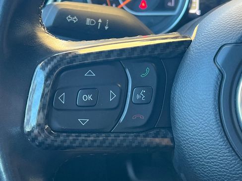 Used 2021 Jeep Gladiator Sport image 27