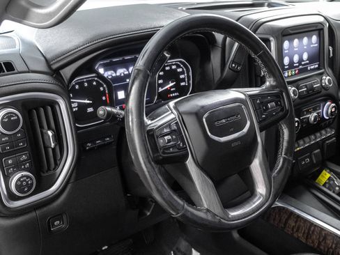 Used 2020 GMC Sierra 1500 Denali w/ Denali Ultimate Package AWD/4WD image 37