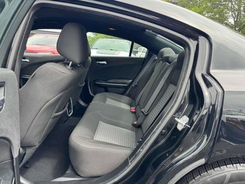 Used 2023 Dodge Charger SXT RWD image 7