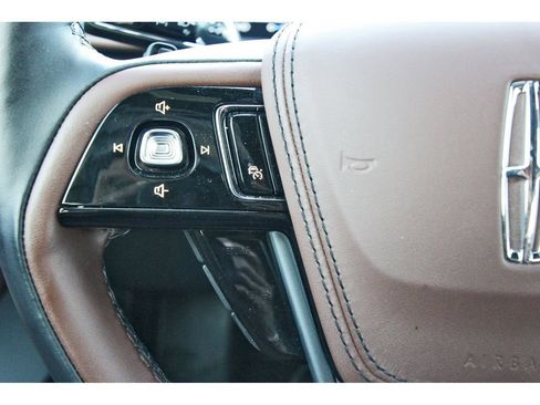 Used 2025 Lincoln Aviator Reserve w/ Equipment Group 201A AWD/4WD image 23