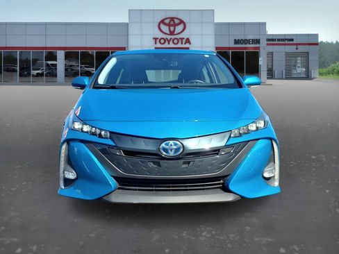 Used 2017 Toyota Prius Prime Advanced FWD image 9