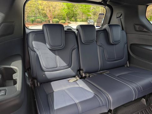 Certified 2026 INFINITI QX80 4WD w/ Sport Exterior Package image 22