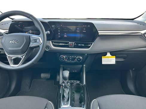 New 2026 Chevrolet TrailBlazer LT w/ Convenience Package AWD/4WD image 12