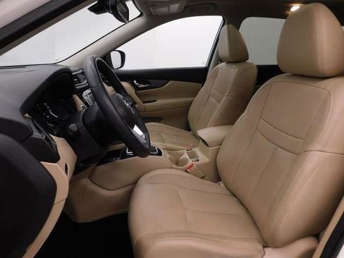 Used 2019 Nissan Rogue SL w/ Premium Package image 22