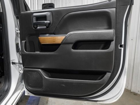 Used 2019 Chevrolet Silverado 3500 LTZ w/ Duramax Plus Package image 43