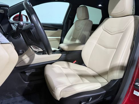 Used 2019 Cadillac XT5 FWD image 5