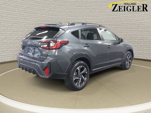 Used 2024 Subaru Crosstrek 2.0i Premium AWD/4WD image 5