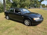 Used 1999 Volkswagen Passat GLS image 2