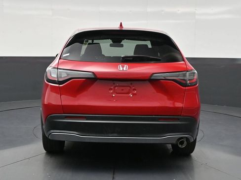 Used 2025 Honda HR-V Sport image 4