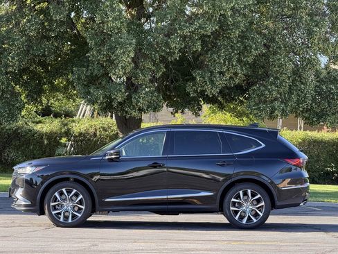 Used 2024 Acura MDX SH-AWD w/ Technology Package image 7