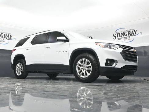 Used 2020 Chevrolet Traverse LT FWD image 28