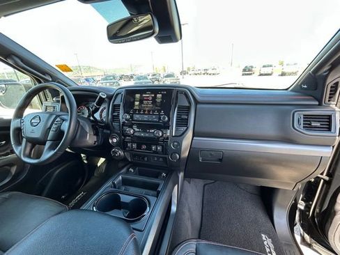 Used 2021 Nissan Titan PRO-4X w/ Pro-4x Convenience Package image 35