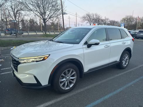 Certified 2025 Honda CR-V EX image 4