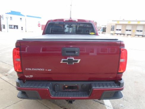 Used 2019 Chevrolet Colorado Z71 image 9