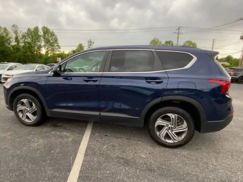 Used 2022 Hyundai Santa Fe SE w/ Cargo Package FWD image 5