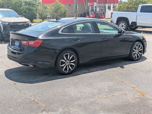 Used 2022 Chevrolet Malibu RS FWD image 4