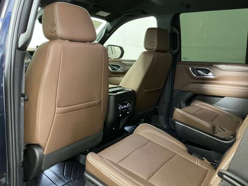 Used 2023 Chevrolet Tahoe High Country RWD image 24