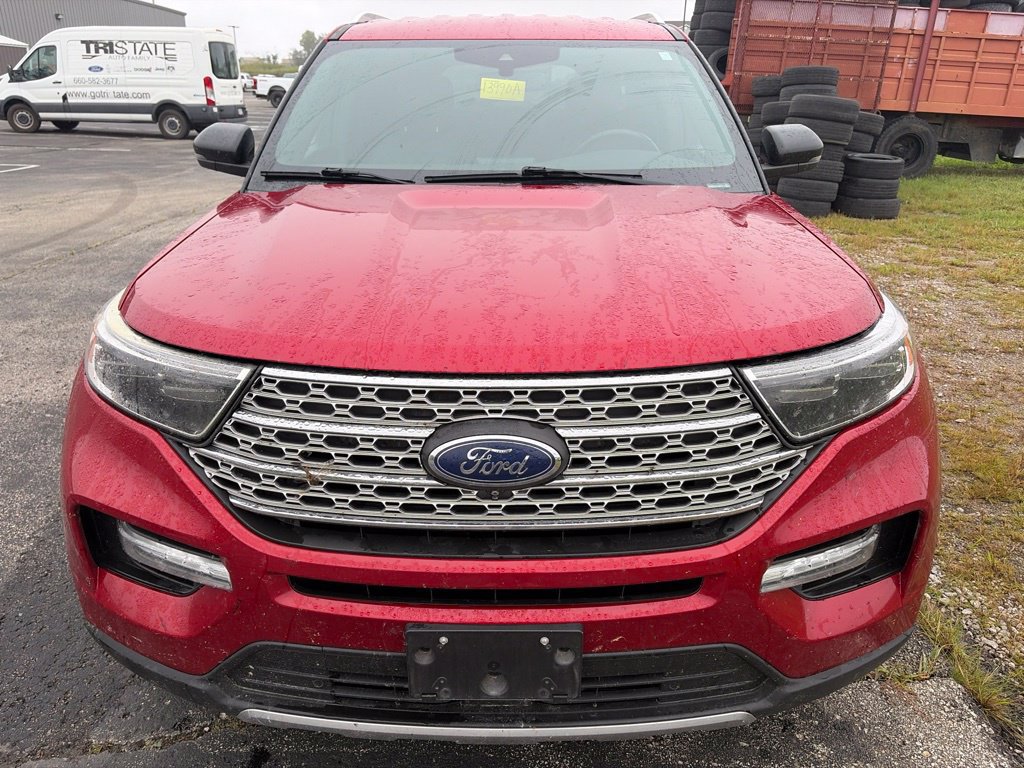 Used 2020 Ford Explorer Limited AWD/4WD image 2