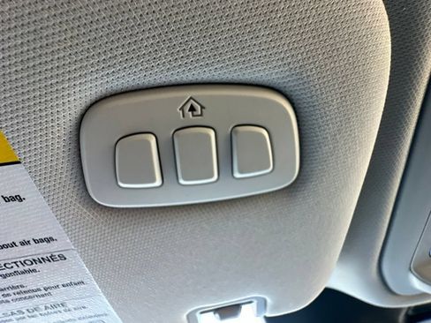 Used 2025 Lincoln Aviator Reserve w/ Equipment Group 201A AWD/4WD image 36